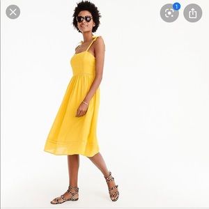 Point sur Yellow dress